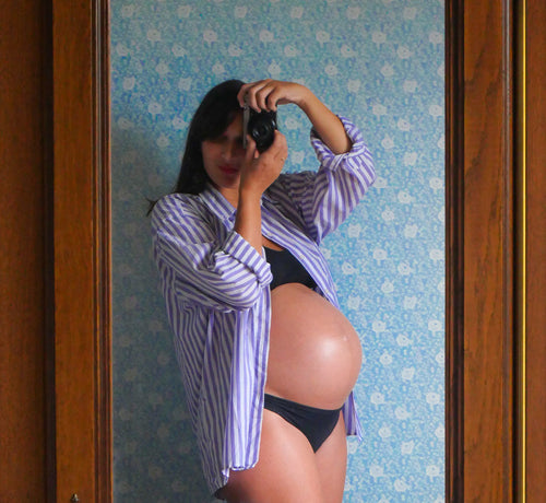 Femme à son 5 mois de grossesse - Mustela France - 1
