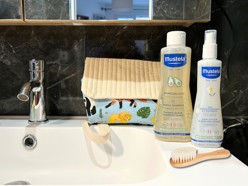 rollover capillaire routine - Mustela France - 2