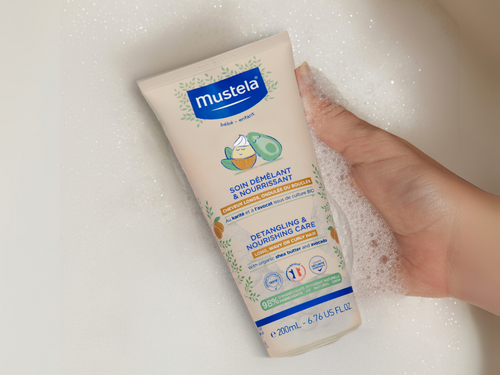 innovation soin démélant boucles - Mustela France - 2