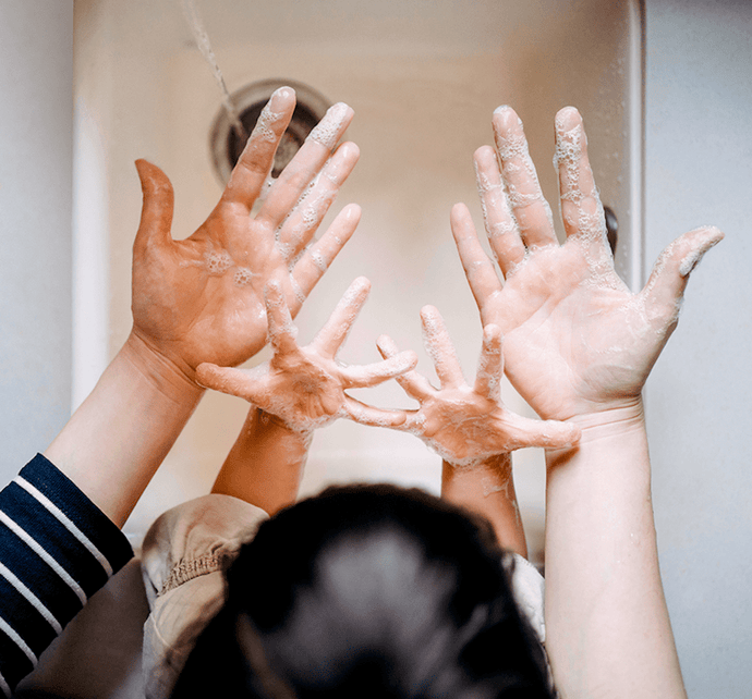 Comment faire du lavage des mains de vos petits un vrai jeu d’enfants ?