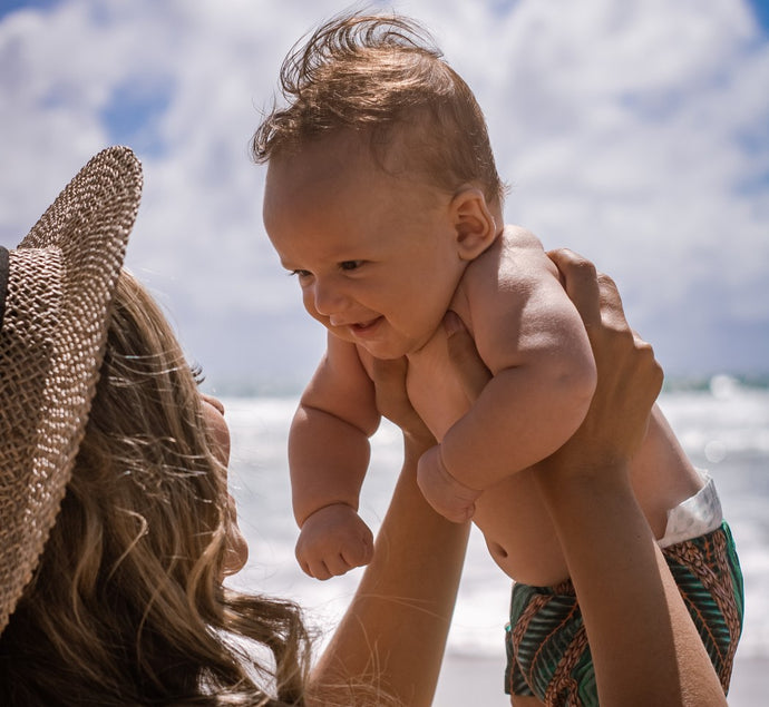 Chaleur et bébé : 5 conseils pour un été sans tracas