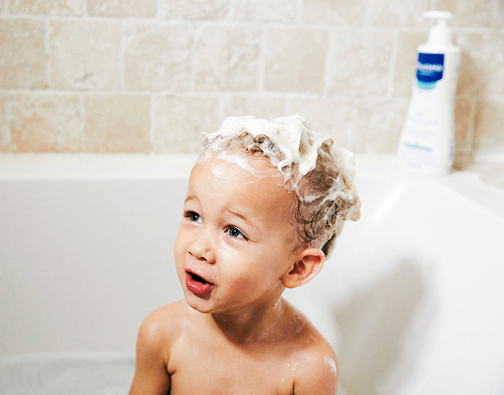 Cheveux & shampoing bébé et enfant