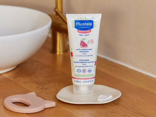 lait hydratant apaisant salle de bain - Mustela France - 2
